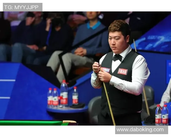 斯诺克大师赛精彩对决颜丙涛迎战马奎尔争夺晋级名额
