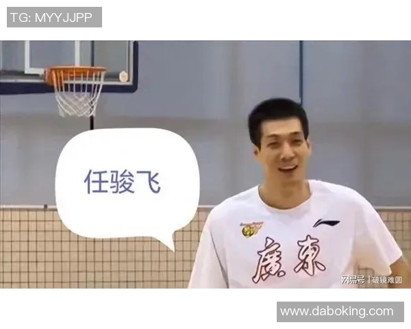 夺冠后徐杰高调秀恩爱,女友身高175CM;任骏飞已脱离广东队 夺冠后徐杰高调秀恩爱,女友身高175CM;任骏飞已脱离广东队